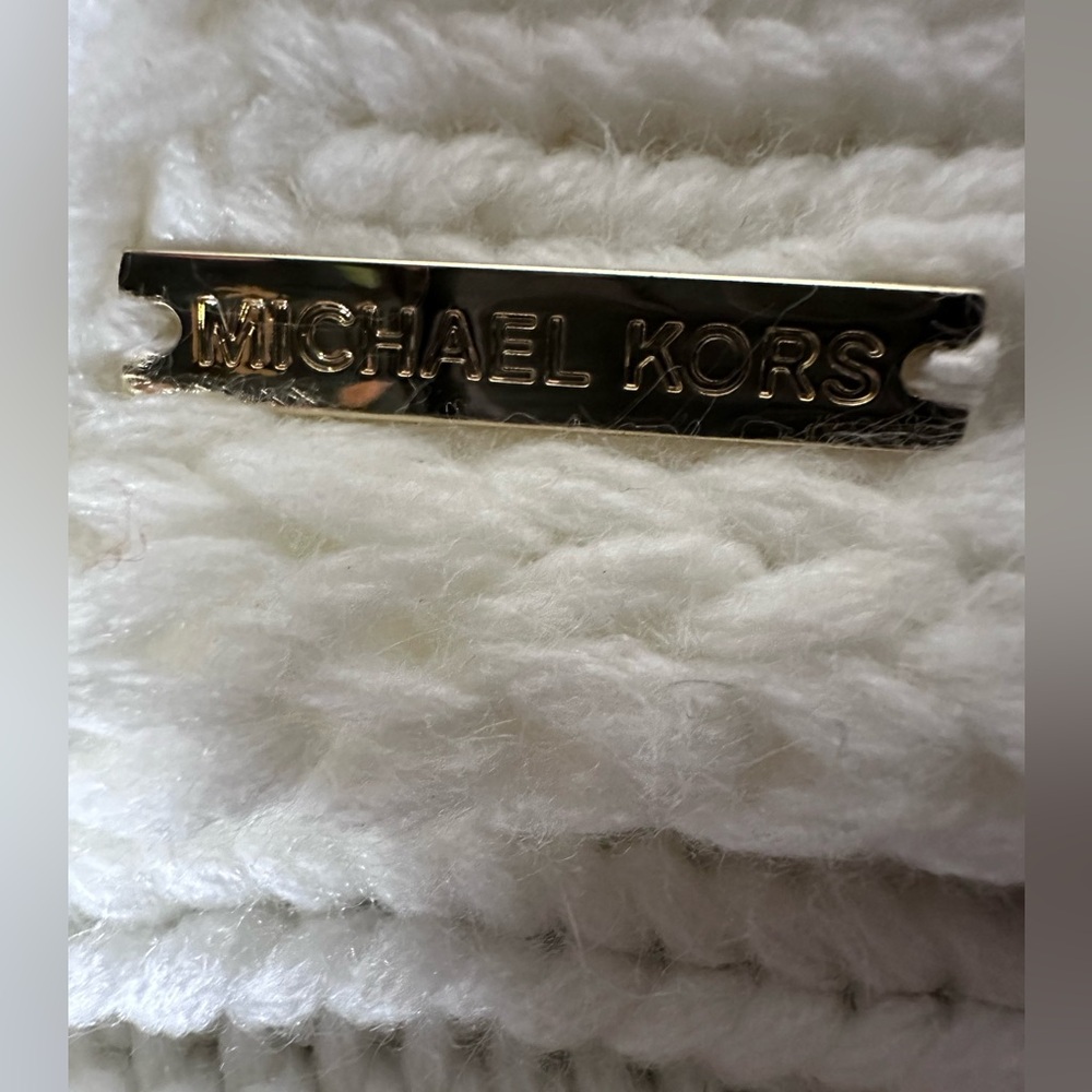 Michael Kors Infinty Scarf- white, tan, burgundy colors - Picture 9 of 12